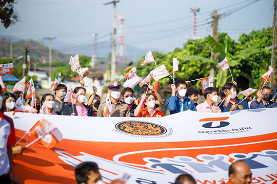 จ.ลำพูน-ธนชาตประกันภัย ลงนามความร่วมมือโครงการ “พลังชุมชนสร้างถนนปลอดภัย”