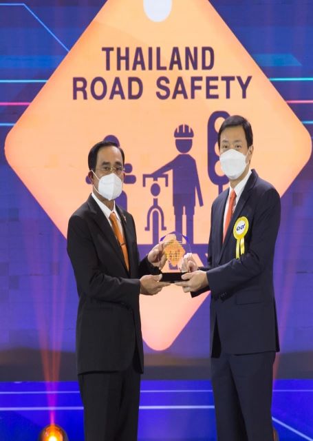 ธนชาตประกันภัย รับรางวัล Prime Minister Road Safety Awards 2565 